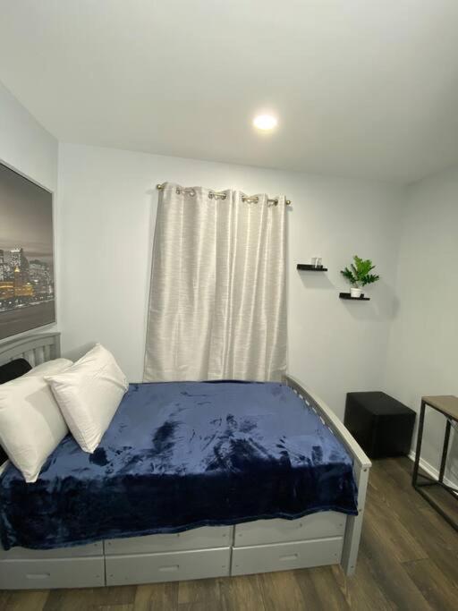 Modern 3Bed 2Bath Ranch With Diy Art Porch 3Tvs And Huge Front Yard To Enjoy! Vila Calumet City Exterior foto